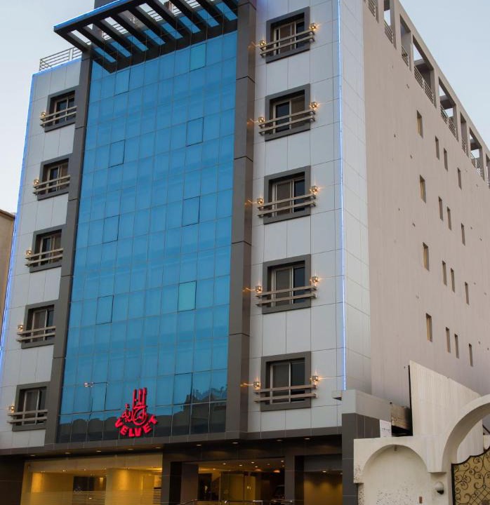 King Abdul Aziz Road Apartment | ألاجنحة المخملية للشقق المخدومة- النهضة