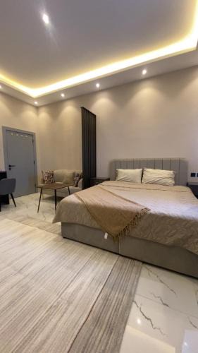 Riyadh Apartment | استوديو فاخر ببلكونة بحي السلام ووصول ذاتي