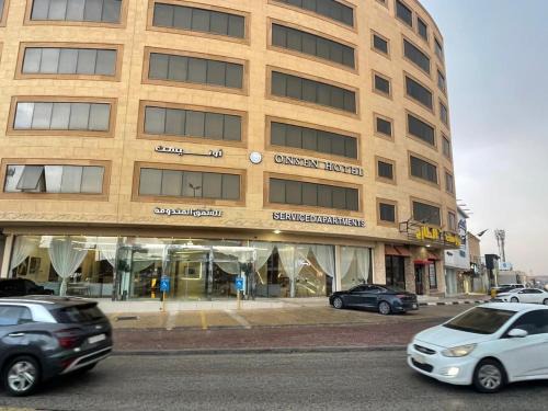 Unaizah Hotel | اونيسن البري Onesn Albari