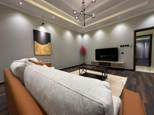 Gassim Apartment | تربل فور سويت للعوائل - بريده