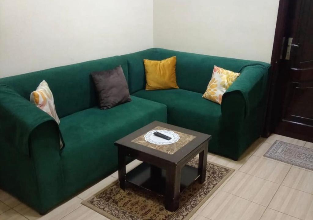 Ar Rayis Apartment | جناح فاخر غرفتين نوم وصالة تلفزيون لشخصين مع أطفال