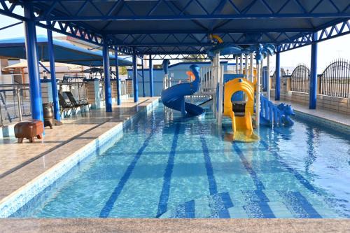 Ar Rayis Resort | شاطئ العرب الرايس