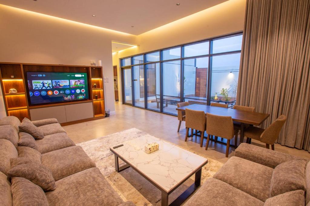 Buraydah Ski Chalet | شاليهات العزيزية الفندقية