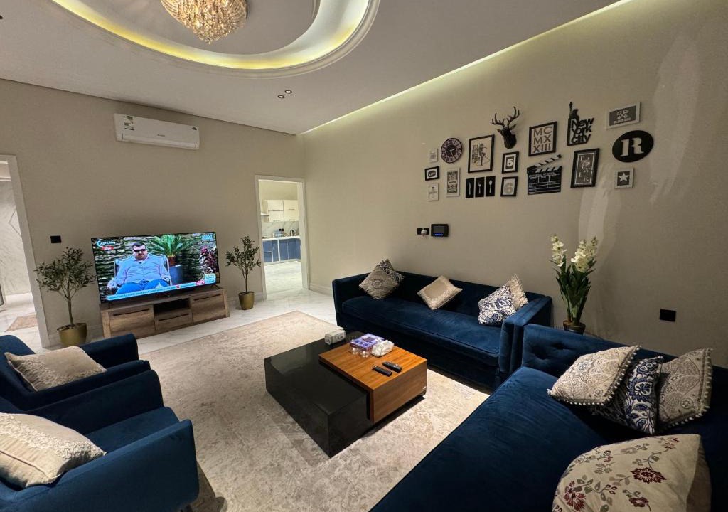 Riyadh Apartment | شقة ارضية ٣ غرف نوم وصالة ١