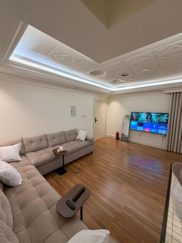 Buraydah Apartment | شقة المحبة وصول ذاتي