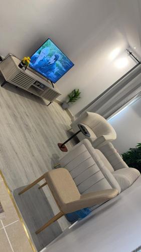 Riyadh Apartment | شقة بالكامل حي المعذر 2
