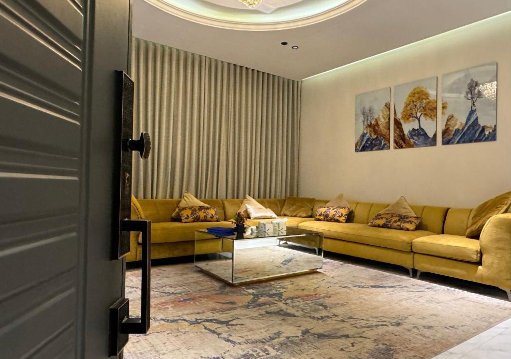 Riyadh Apartment | شقة فاخرة ٣ غرف وصالة ٣