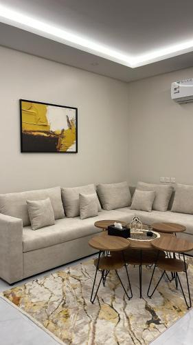 Al Khafji Apartment | شقة ماستر بدخول ذاتي ذكي غرفة نوم و صالة و مطبخ