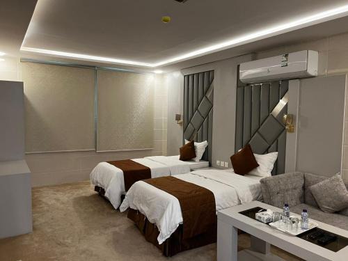 Mafraq Thadiq Apartment | شقق لارا للشقق المخدومة