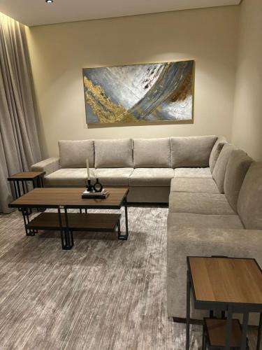 Riyadh Apartment | شقه 4فندقيه فاخره ثلاث غرف نوم