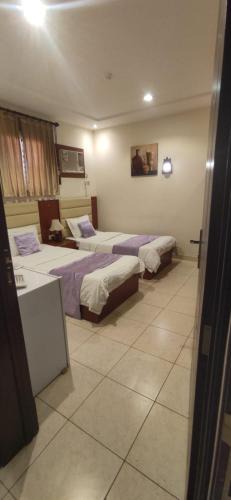 Unaizah Apartment | عمارة النفيسة شقة 18
