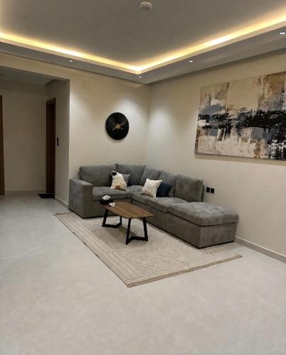 Buraydah Apartment | غرفه وصاله بتصميم راقي وفندقي