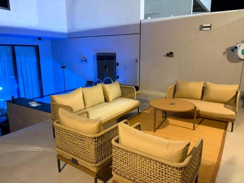 Medina Villa | فيلا فندقية بمسبح خاص في كمباوند متكامل