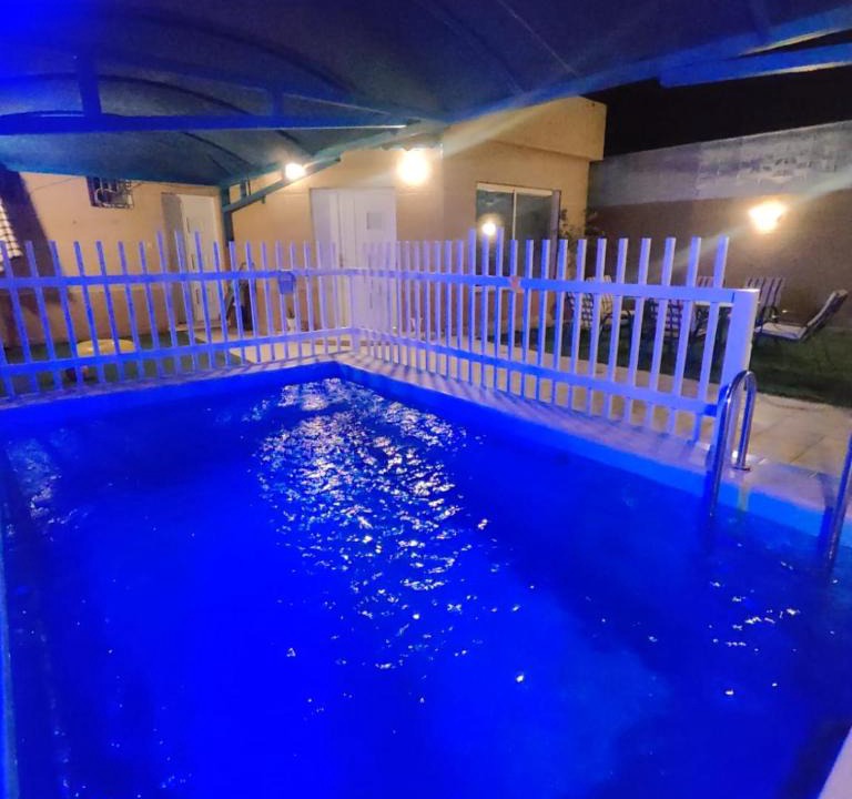Unaizah Ski Chalet | مروج اوهانا
