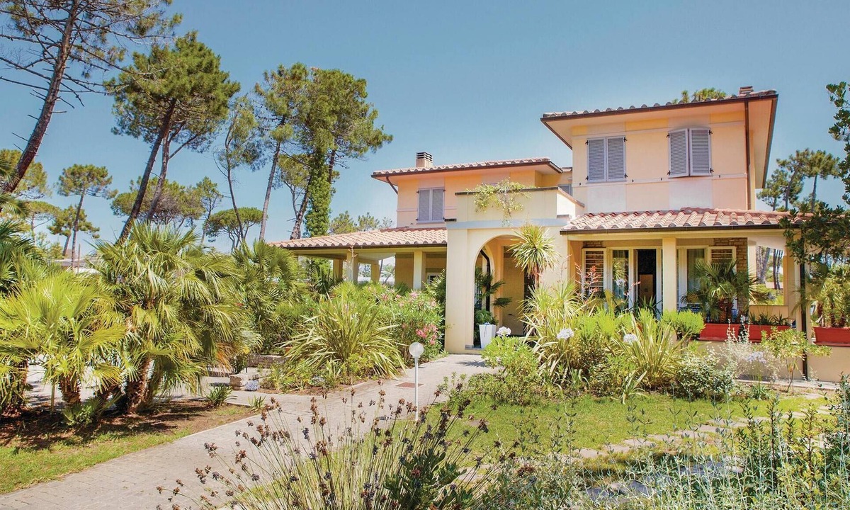 Principina a Mare House | 3 bedroom amazing home in Principina Mare GR