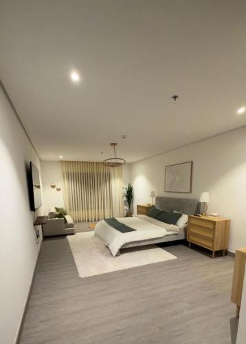 Al Kura Apartment | 3BDS Luxury Stay Apartment - شقة 3 غرف للإقامة الفاخرة