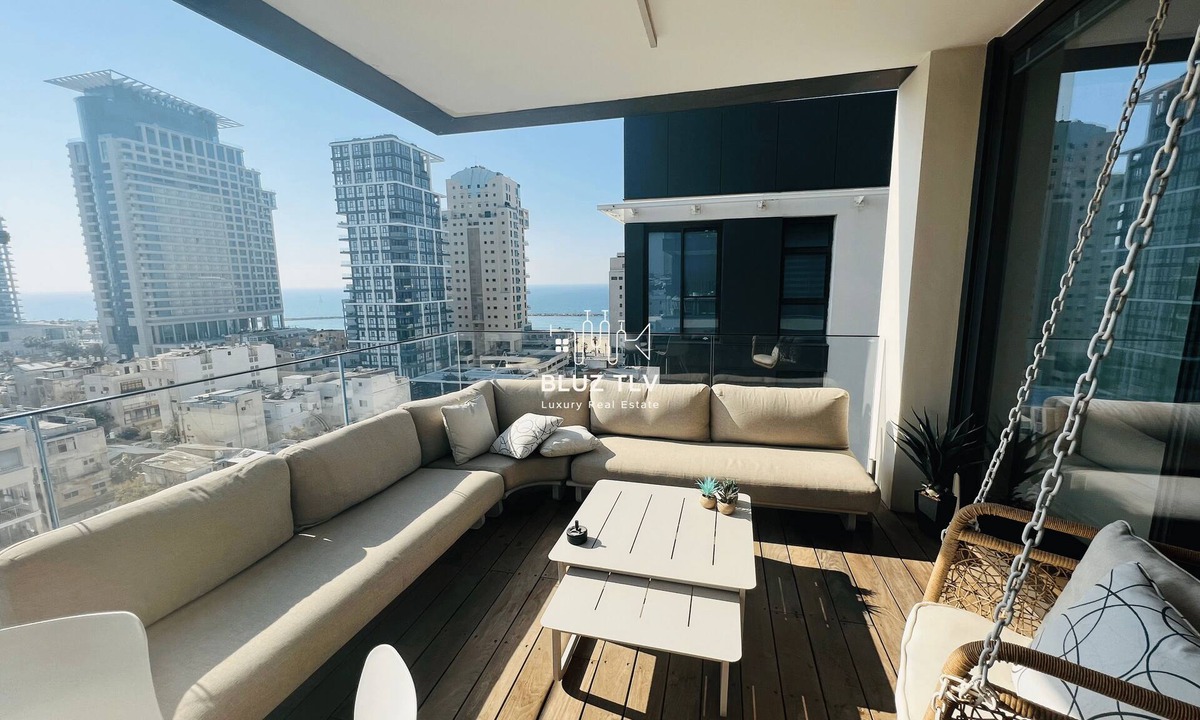 Kerem HaTeimanim Apartment | 3BR Boutique Apartment, High Floor , Balcony & Sea Views Geula Beach Tel Aviv