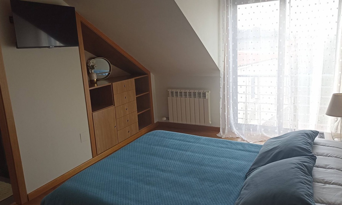 Poio Apartment | Acogedor Apartamento en Poio Entre el Centro Histórico de Combarro y Pontevedra