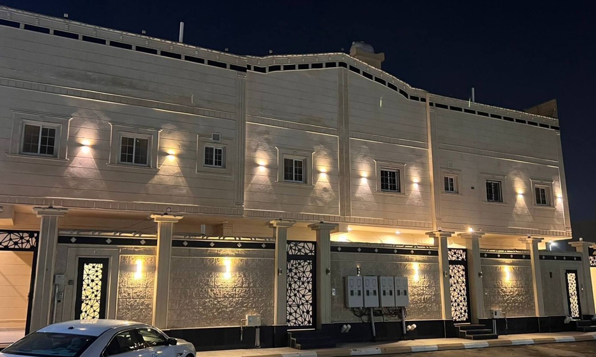 Al Kura Apartment | Al Salam Apts Bedroom Living j-16