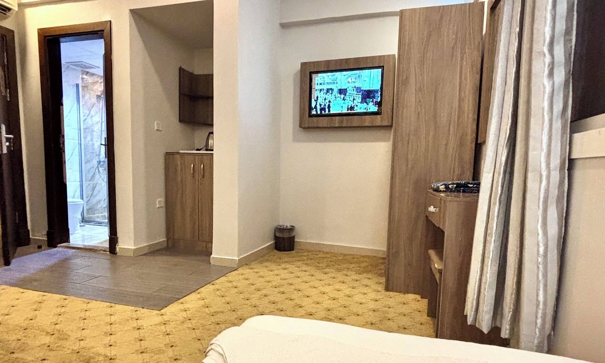 Mecca Hotel | Alabraj Hafawa Hotel Company