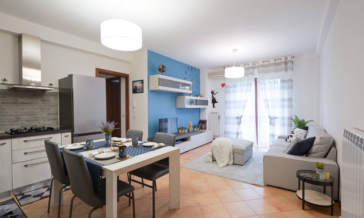 Tuoro sul Trasimeno Apartment | Apartment 'Blu Trasimeno' with Private Garden, Wi-Fi and Air Conditioning