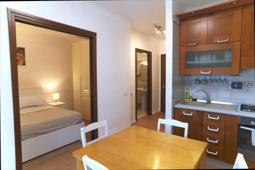 Zona XXXIII Acilia Sud Apartment | Appartamento con veranda tra Roma e il mare