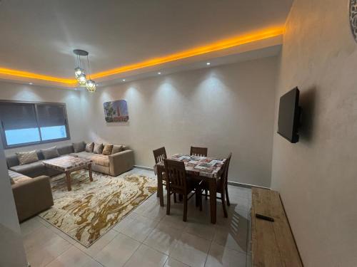 Luxus Apartment | Appartement Neuf 2 chambres Marjane route de Rabat