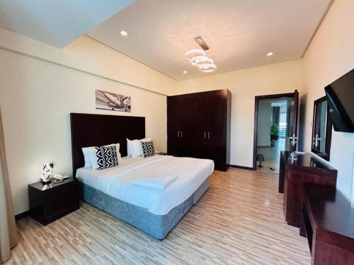 Juffair Apartment | Aspire TowerTwo Bedroom Pilot Paradise