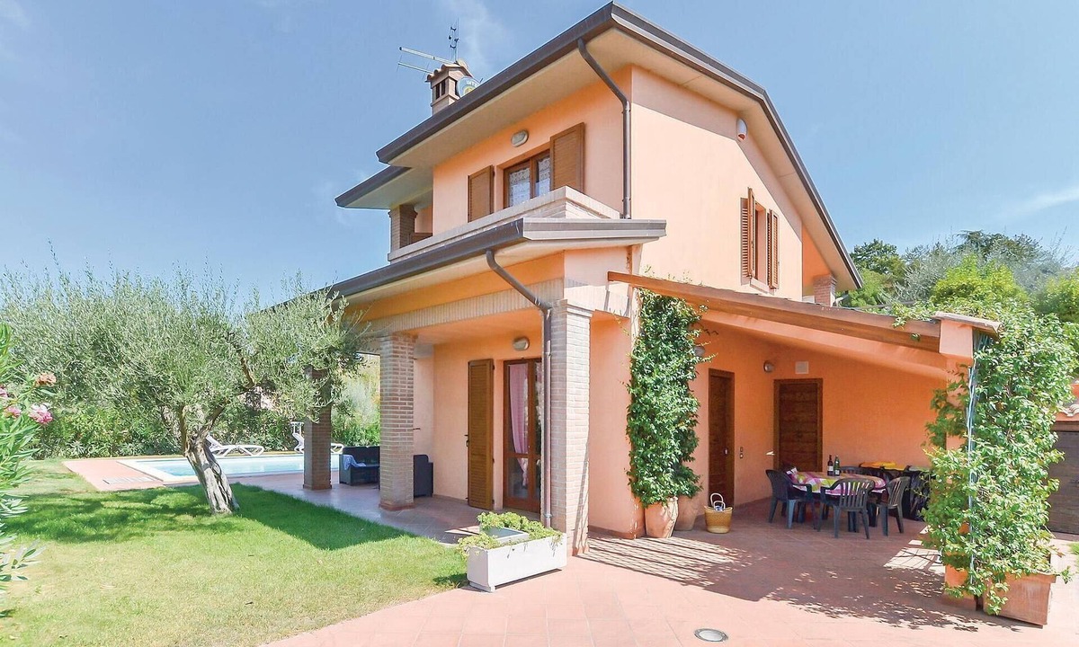 San Feliciano House | Awesome home in San Feliciano Sul T.PG
