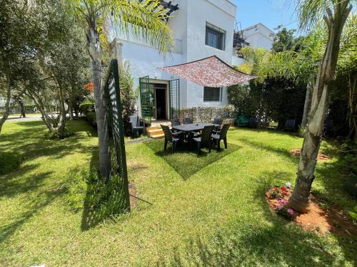 Skhirat Plage House | BEAU TRIPLEX EN RESIDENCE