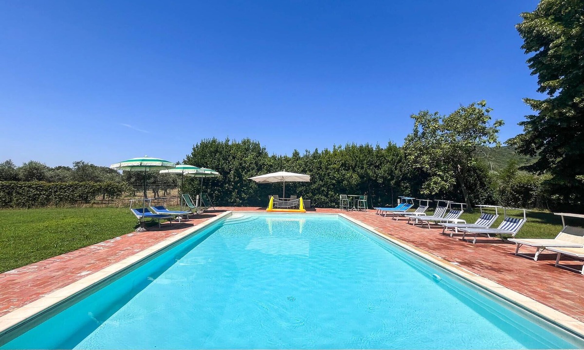 Passignano sul Trasimeno Apartment | Beautiful apartment in Passignano sul Trasime