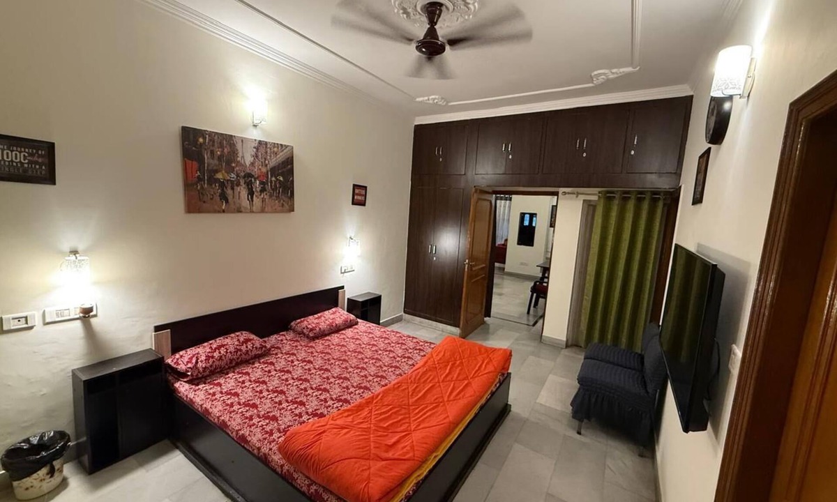 Panchkula Urban Estate House | Bienvenue Homestay - Charming 2-bedroom house in beautiful Panchkula with AC