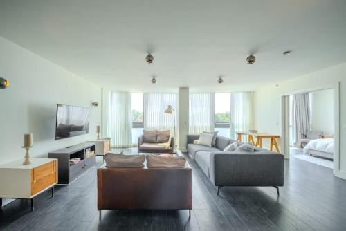 Old North Apartment | Carmelo Port BeachFront shelter in the building