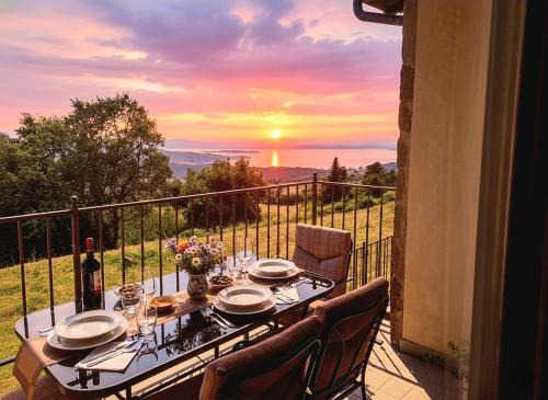 Castel Rigone House | Casa Vacanze La Perla del Lago