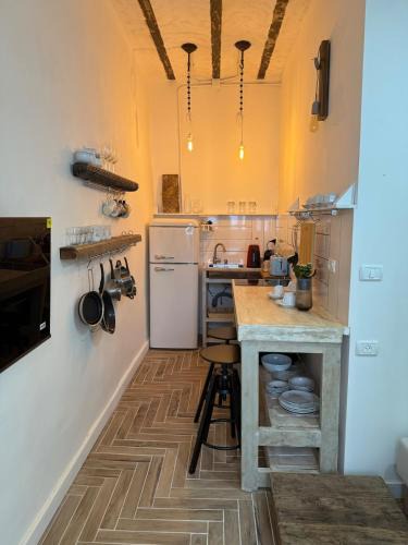 Jaffa Apartment | Chic & cozy Jaffa spot with a garden