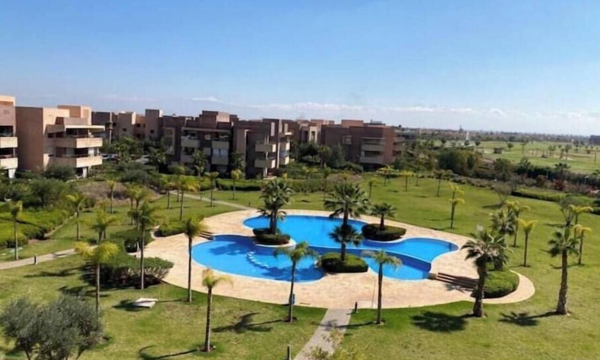 Mouassine Condo | Cozy & Chic 2-Bedroom Pool-View Apartment at Prestigia Saphir