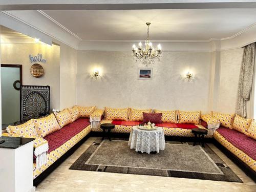 Casablanca City Center Apartment | Dar EL BAHIA - Spacious flat with large Terrace