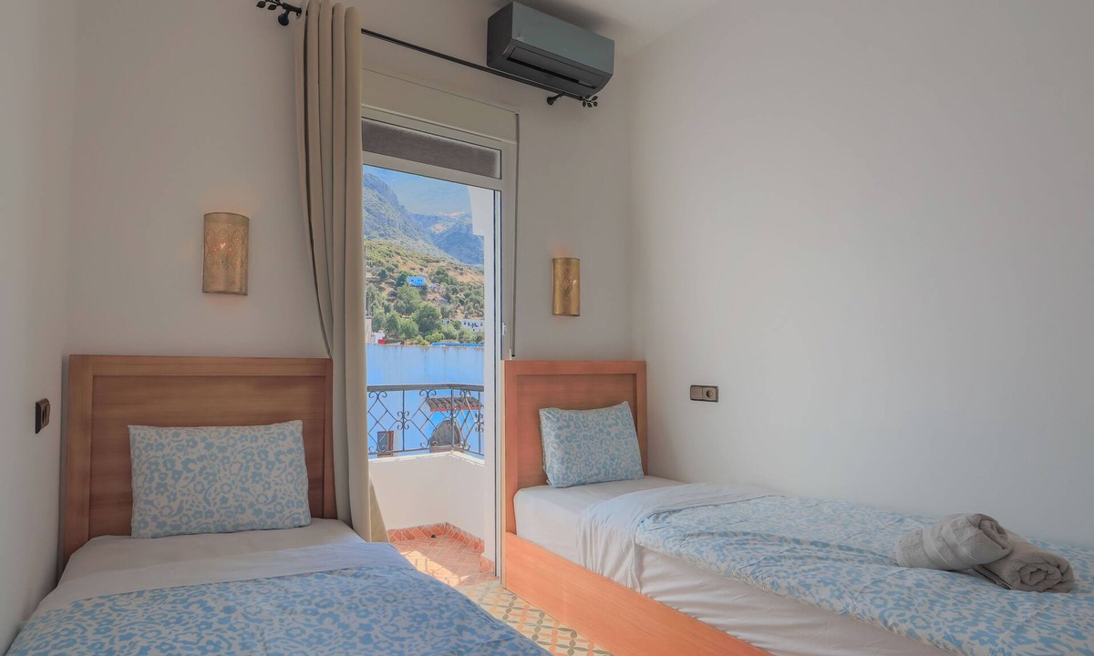 Chefchaouen Apartment | Dar Si Driss: Stay in the Blue Pearl 2 BEDROOM + AC
