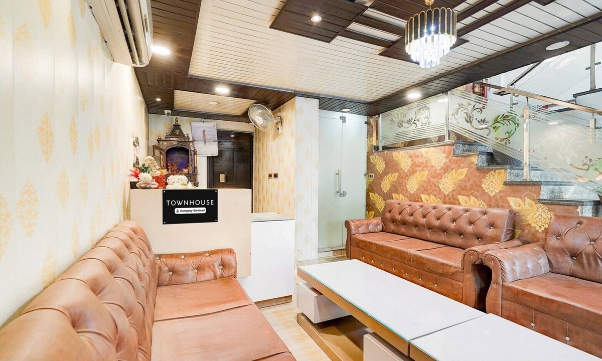 Dehradun House | Deluxe with Twin BedRispana Pul Haridwar