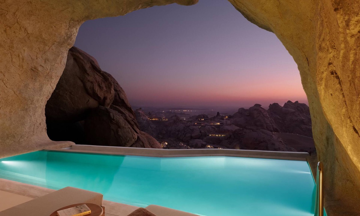 Tabuk Hotel | Desert Rock Resort
