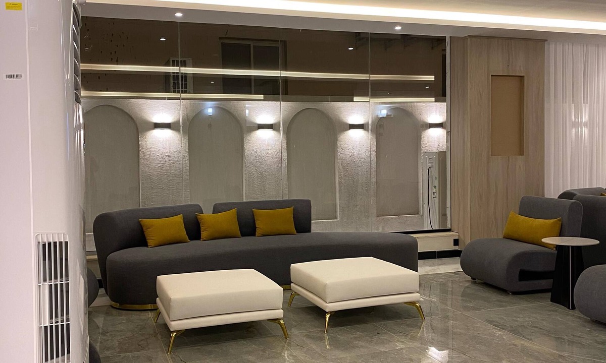 Medina Hotel | Diamond Corners Circular Hotel
