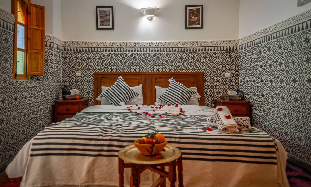 Sidi Ben Slimane El Jazouli House | Exclusive Riad Dar Mamouni for 13 people
