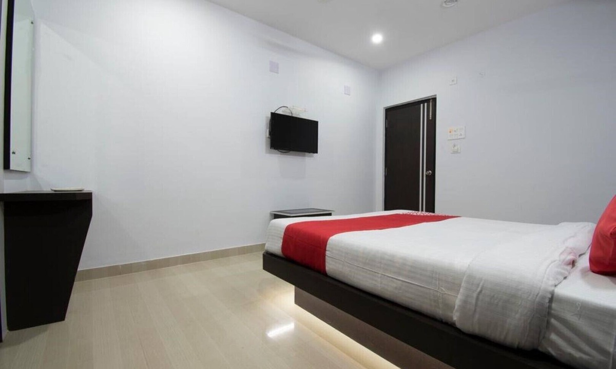 Danapur House | FAMILY ROOM 6-S G INTERNATIONAL