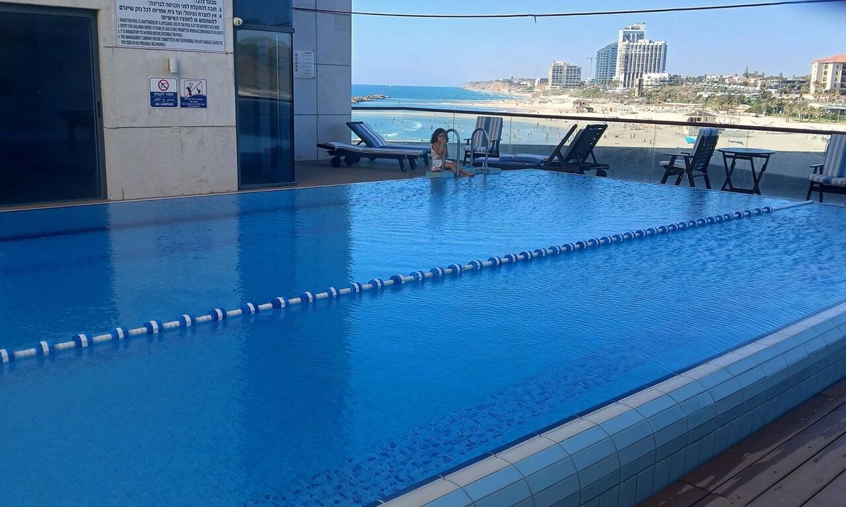 Herzliya Pituach Apartment | Fantastic 1-bedroom hotel suites in gorgeous Herzliya on the main beach