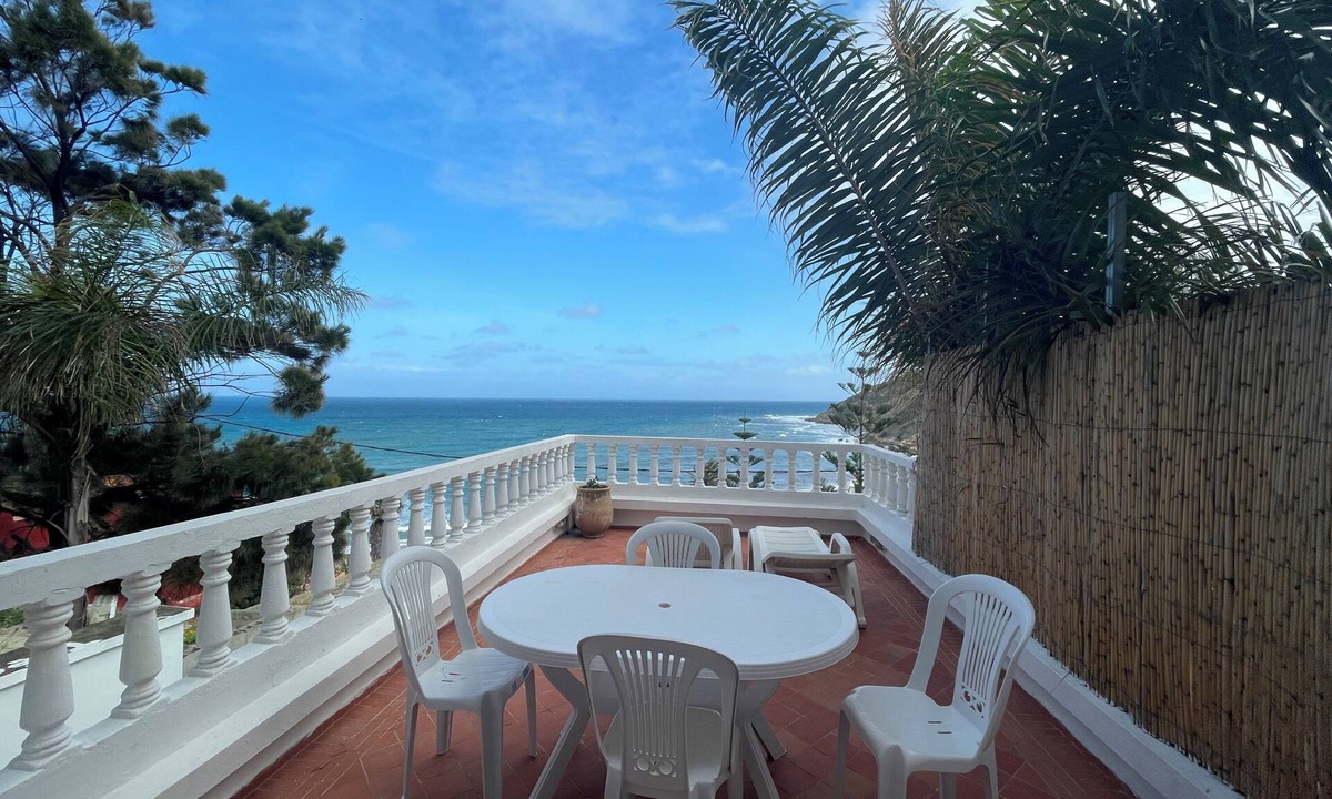 Al Bahraoyine Apartment | Gorgeous 2-bedroom apartment in Tanger Playa Blanca for your stay, Great Seaside