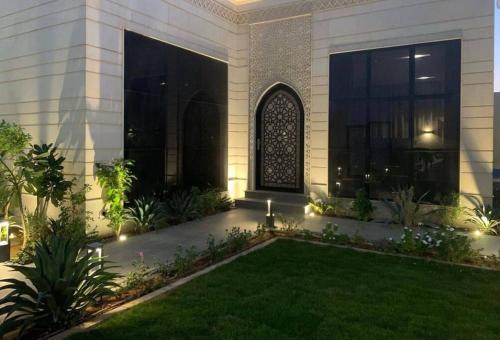 Buraydah Villa | Grey Villa