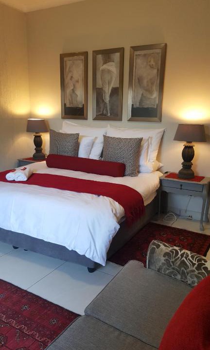 Eikenbosch House | Guest House Frame Ace