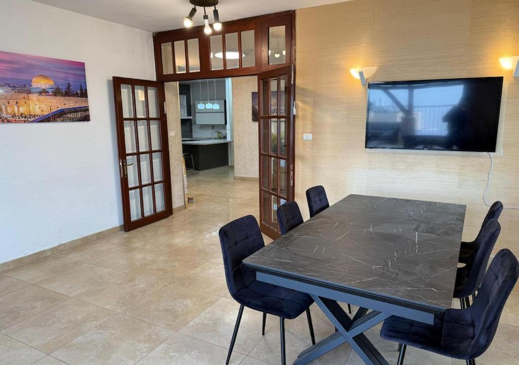 Jerusalem Apartment | Har nof rooftop