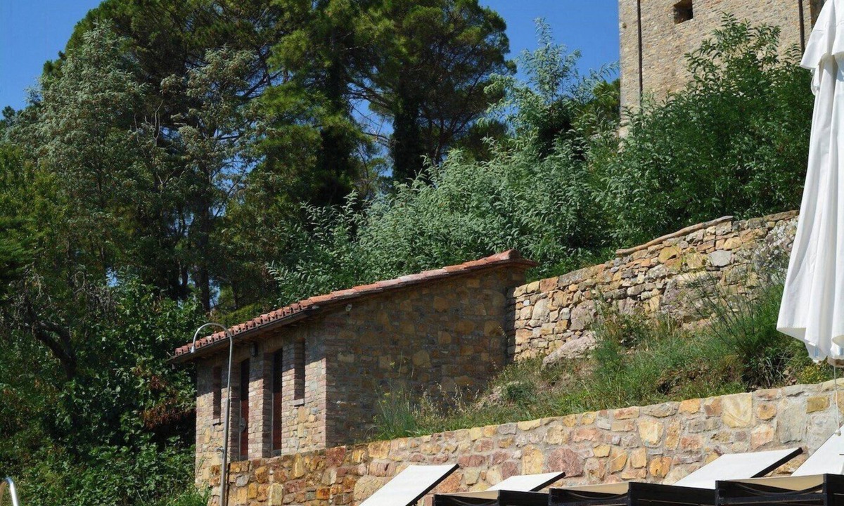 Montegiove House | Historic home in medieval town near Orvieto