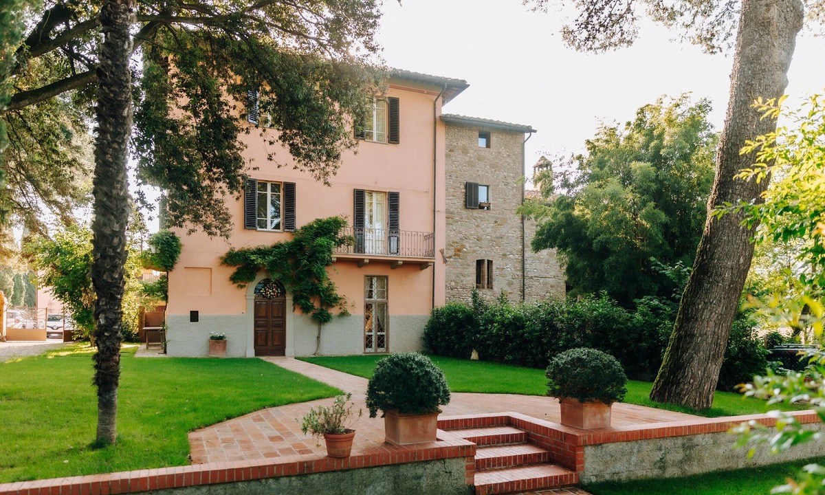Perugia House | Holiday Home 'Antica Casa del Borgo' with Pool, Wi-Fi and Air Conditioning